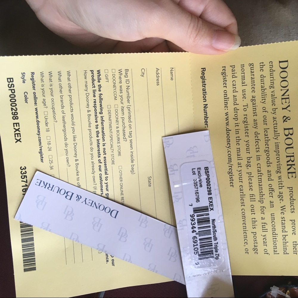 Dooney & Bourke Wine North/South Triple Zip Lmt Ed - Picture 7 of 8